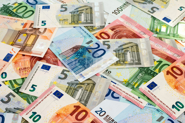 Kell-e euro Magyarországnak?