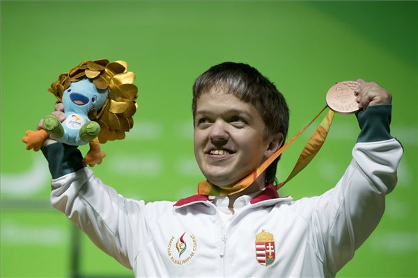 A pont az “i“-n!