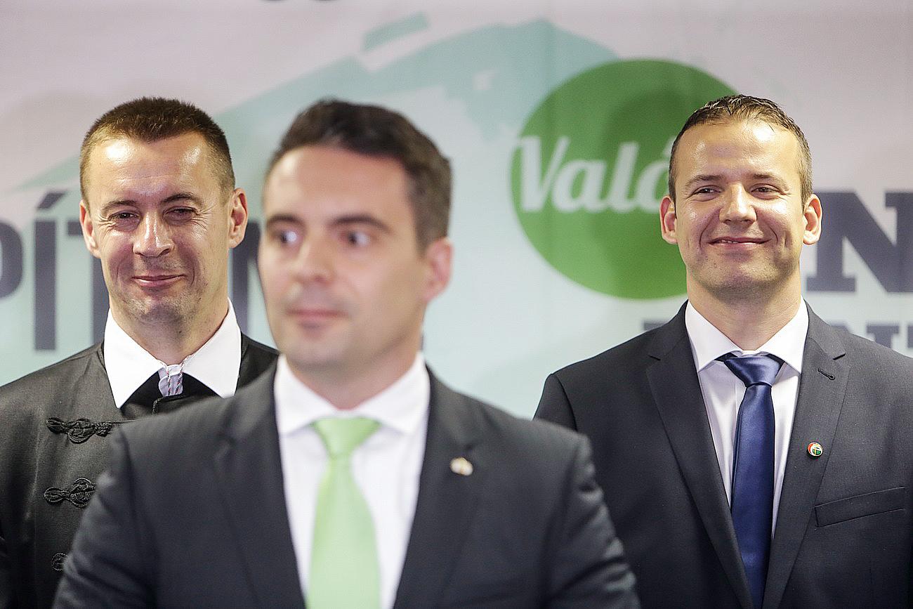 Nem tartja bukásnak a népszavazást a Jobbik alelnöke.