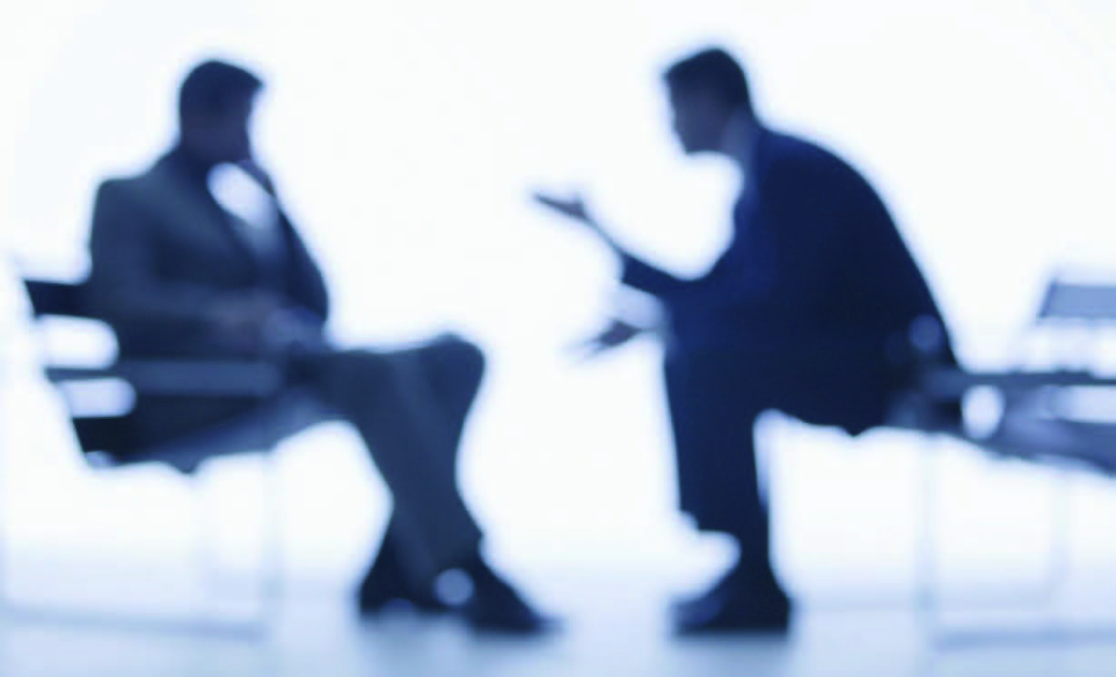 Új irányítási modellek kellenek? (Hangoló 2017. 01. 20.)