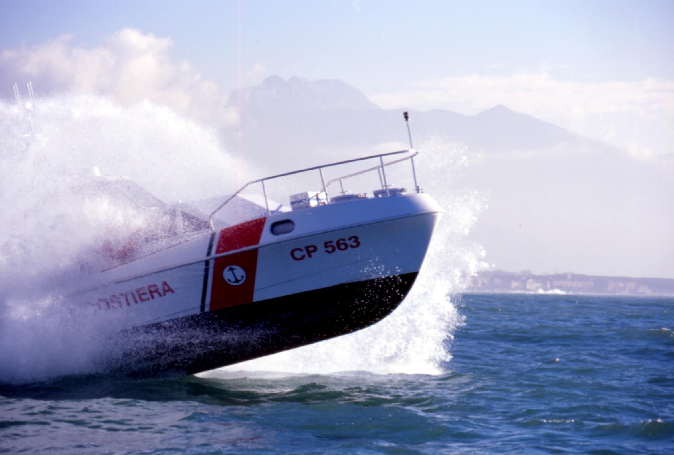 Egymást fedik a felségjelek a Földközi-tengeren.  (Hangoló 2017. 03. 27.)