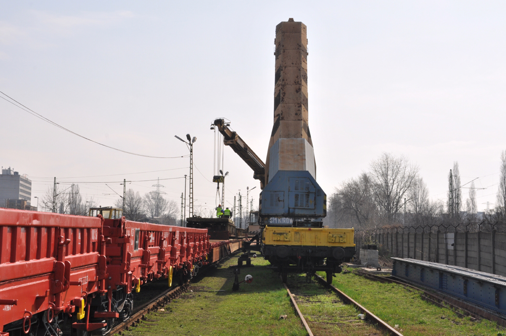Nem versenyezni kell, hanem együttműködni (Hangoló 2017. 03. 23.)