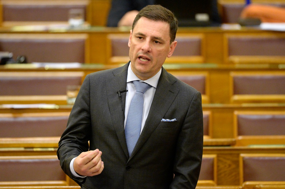 Félremagyarázzák a konzultációt az államtitkár szerint (Hangoló 2017. 05. 11.)