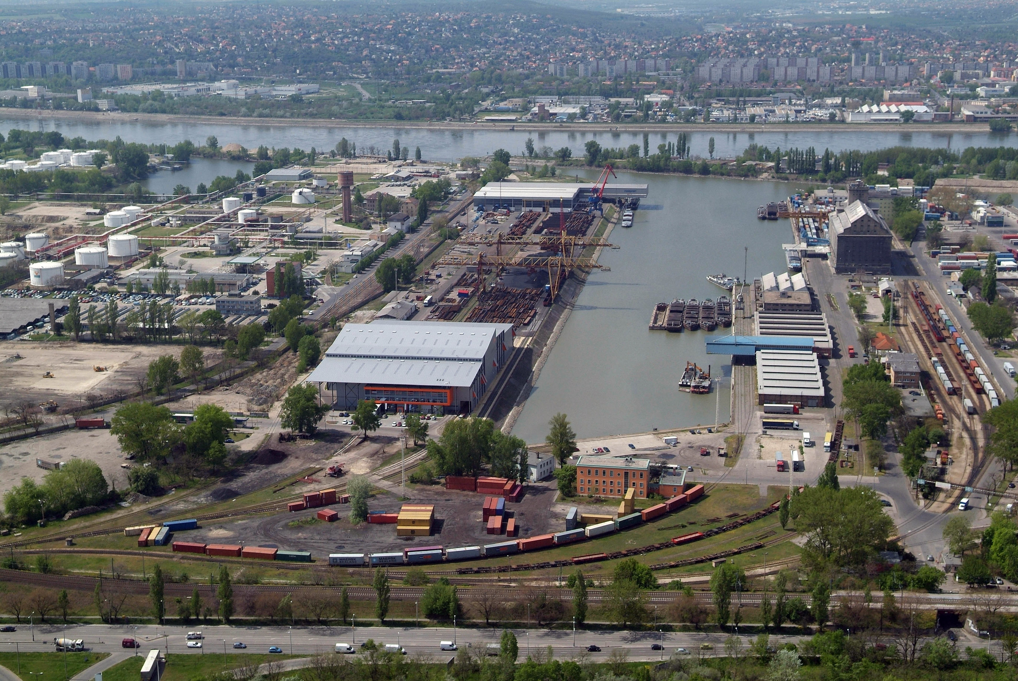 Eltűnhetnek a kamionok nyugaton? (Hangoló 2017. 07. 17.)