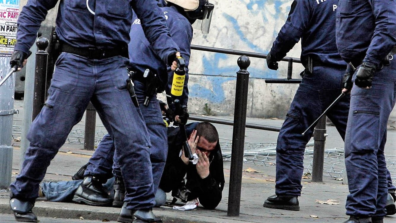 A szemkilövetők oldalára állt a Jobbik? (Hangoló 2018. 04. 04.)