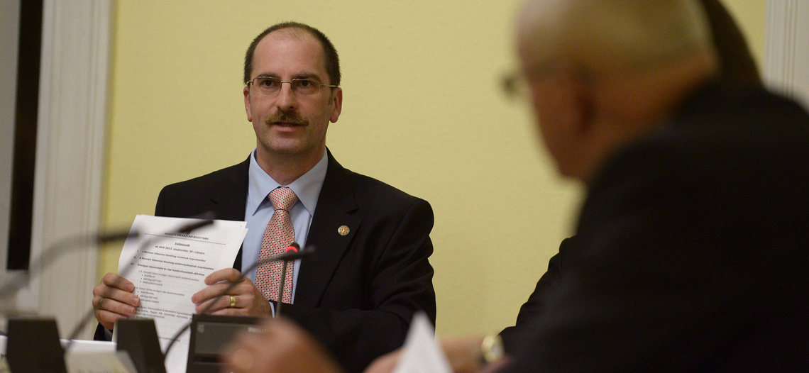 Szabálytalanság volt, törvénysértés nem (Hangoló 2018. 04. 20.)