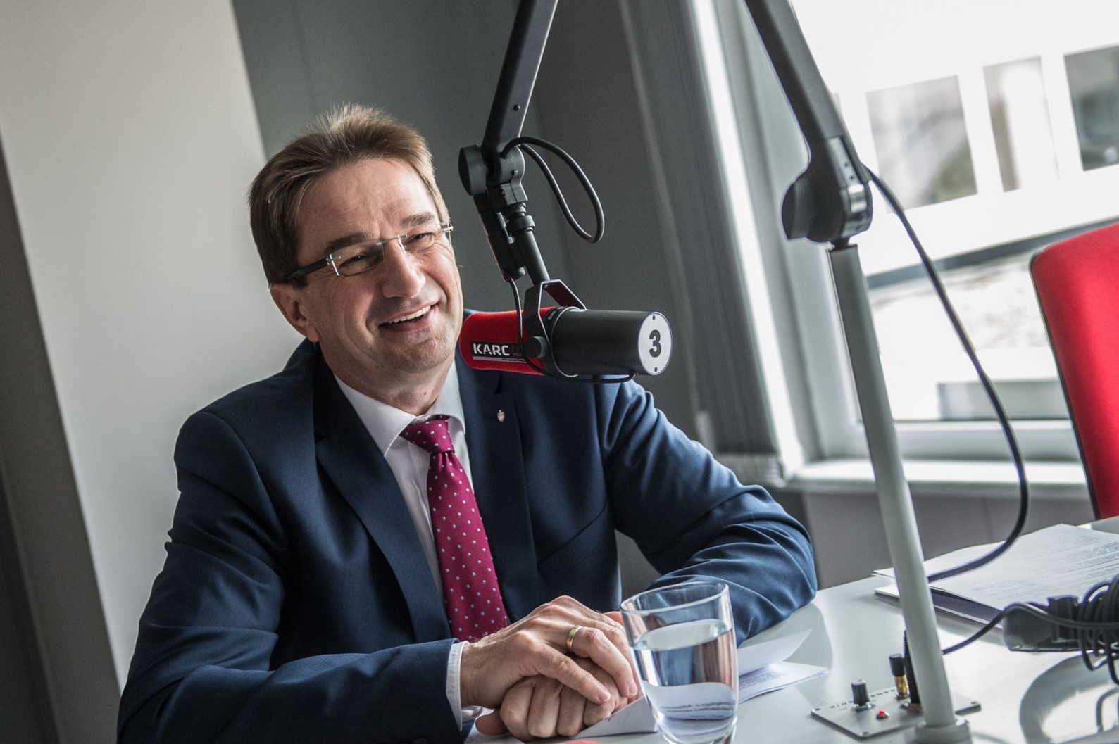 Az önazonosság mindenek fölött (Hangoló 2018. 06. 06.)