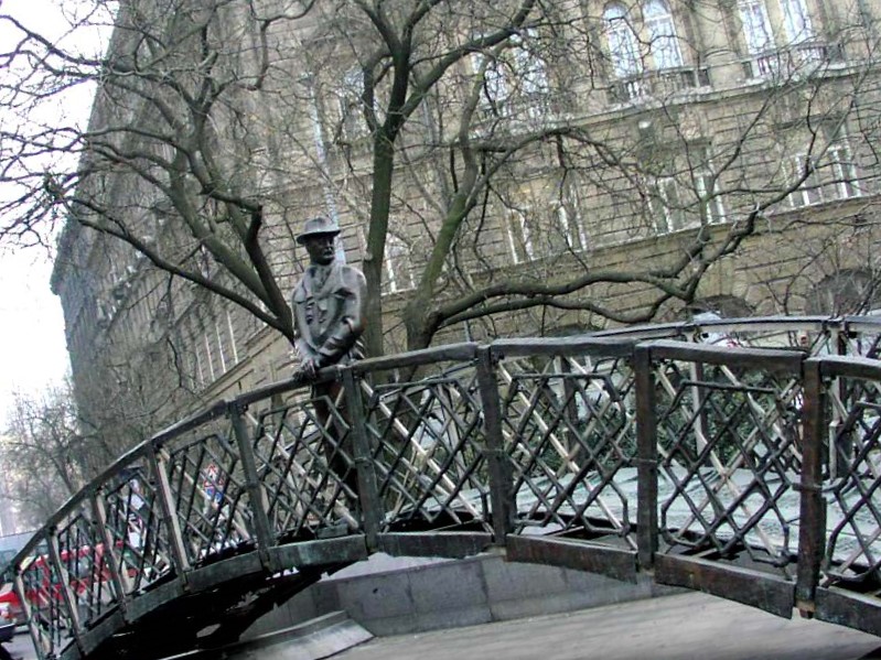 Eredeti állapotában építik újjá a Vértanúk terét (Hangoló 2018. 08. 16.)