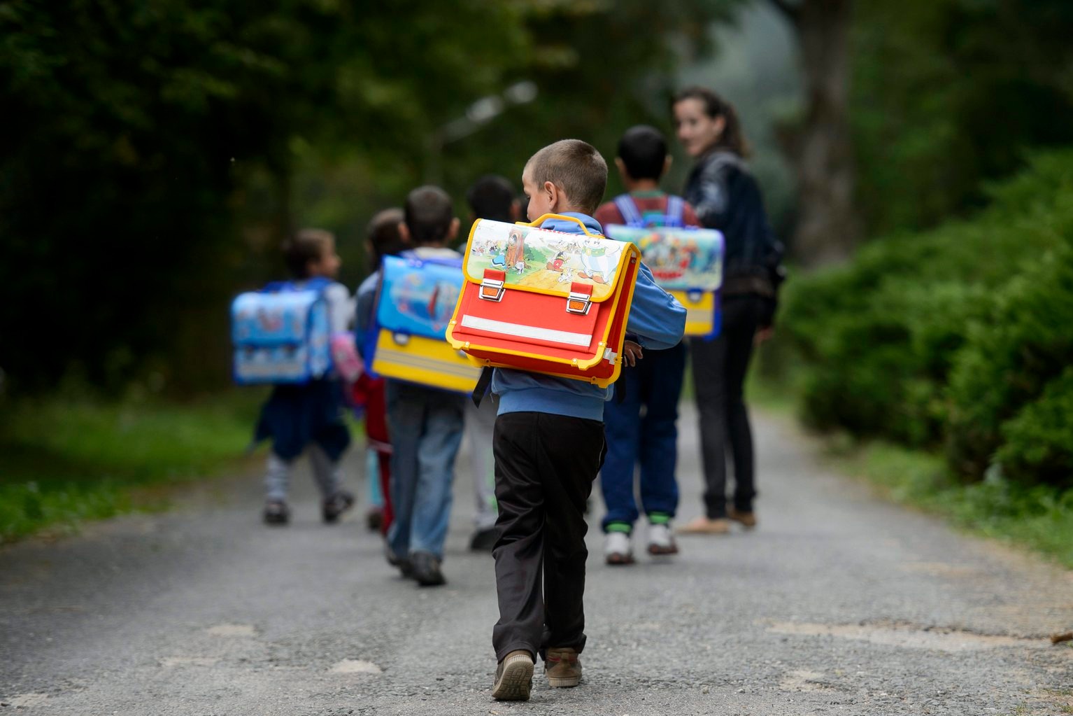 Tanszerekkel segítik az iskolakezdést (Spájz 2018. 08. 13.)