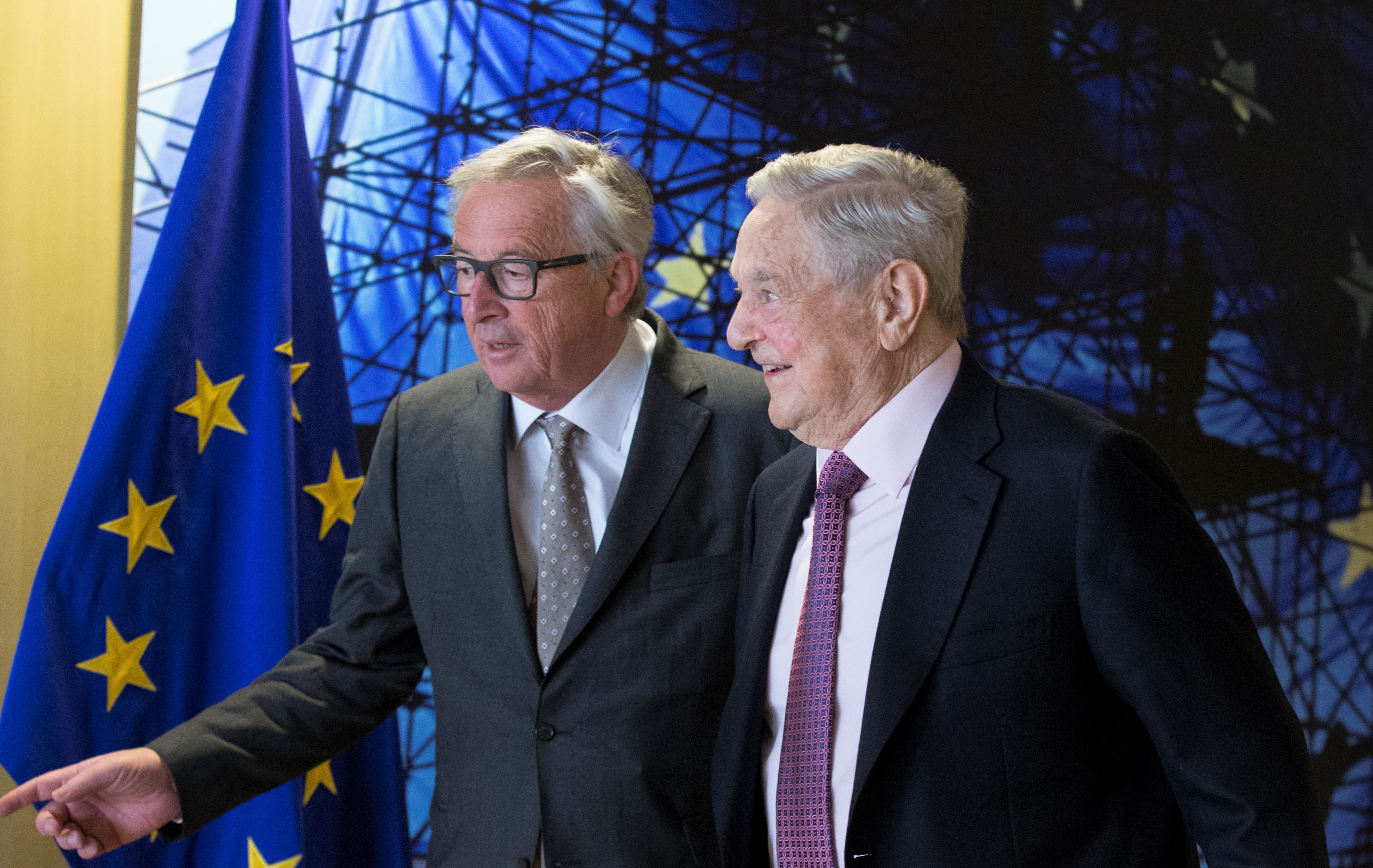 Ismét az Európai Bizottságnál pattog a labda Stop-Soros ügyben (Hangoló 2018. 09. 24.)