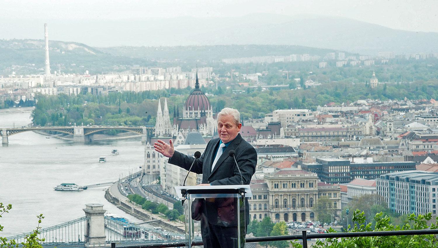 A baloldaliak is elismerik a főváros fejlődését (Hangoló 2018. 10. 11.)