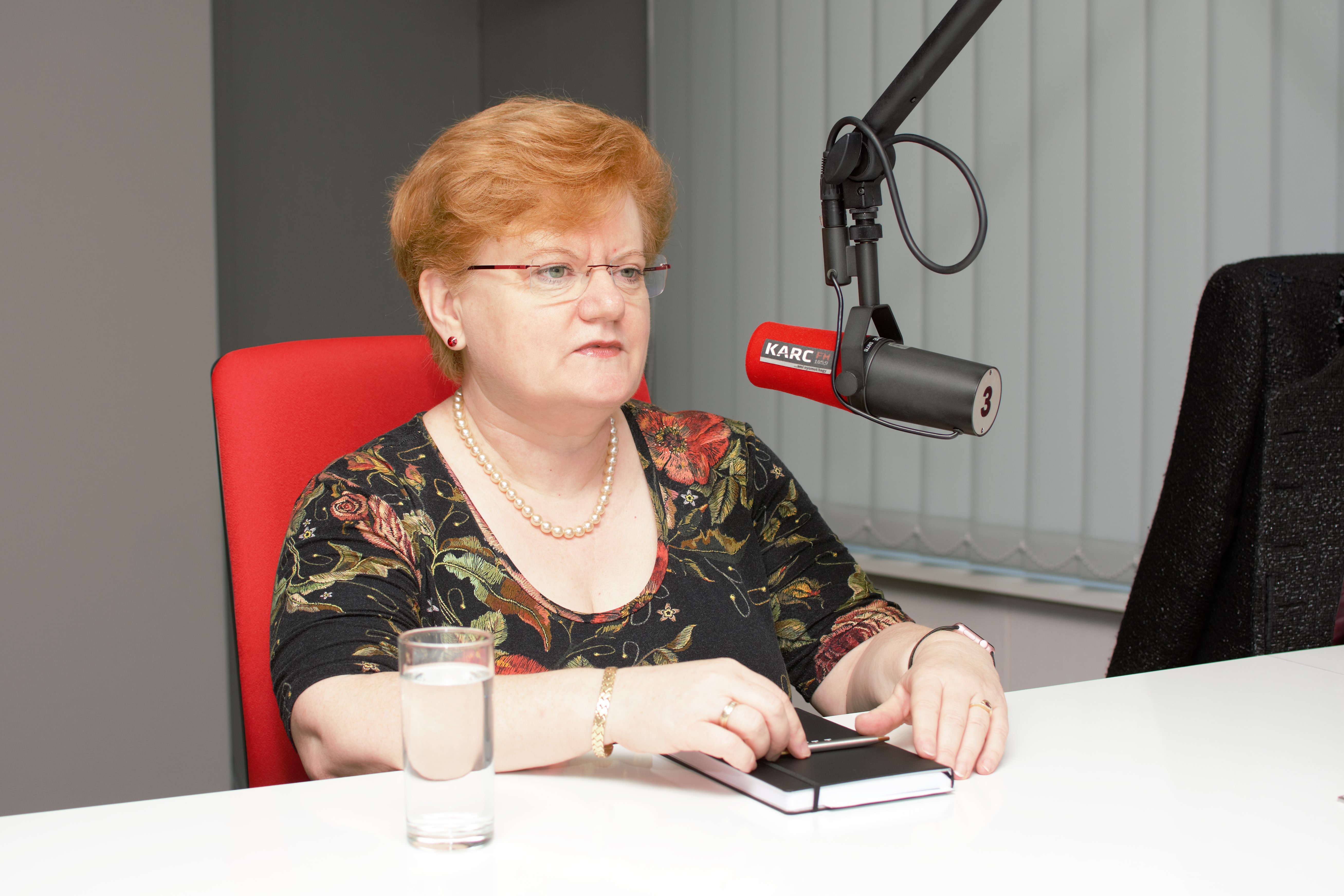 "A magyarok mindent kitalálnak!" (Hangoló 2019. 02. 18.)