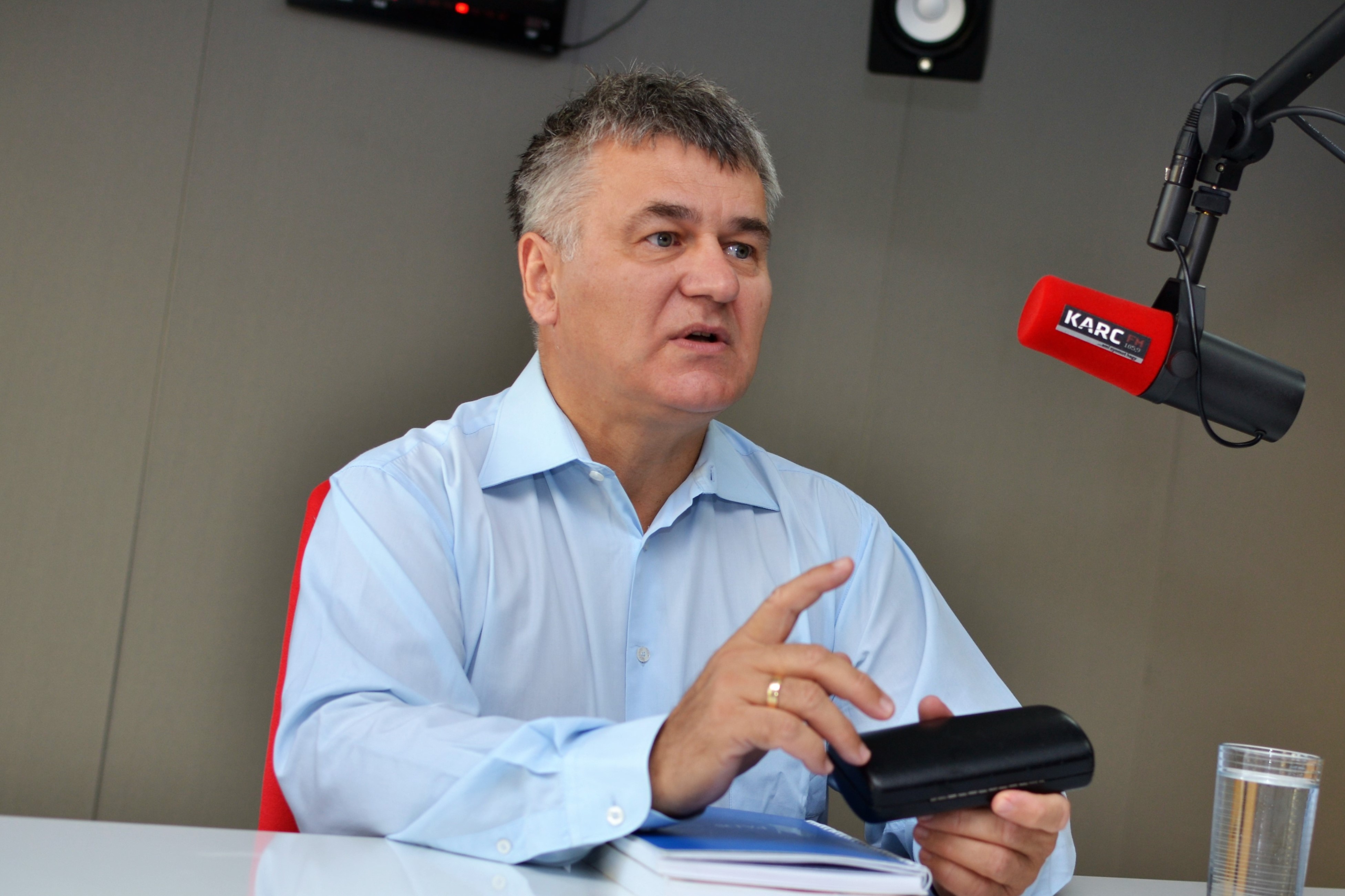 Kiszámíthatóságot és versenyképességet ígér a jövő évi költségvetés (Hangoló 2019.06.19.)