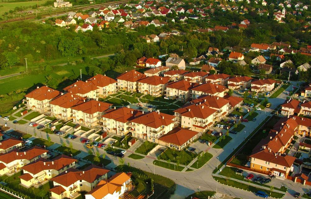 Lassuló, de stabil drágulás az ingatlanpiacon (Hangoló 2019.09.05.)