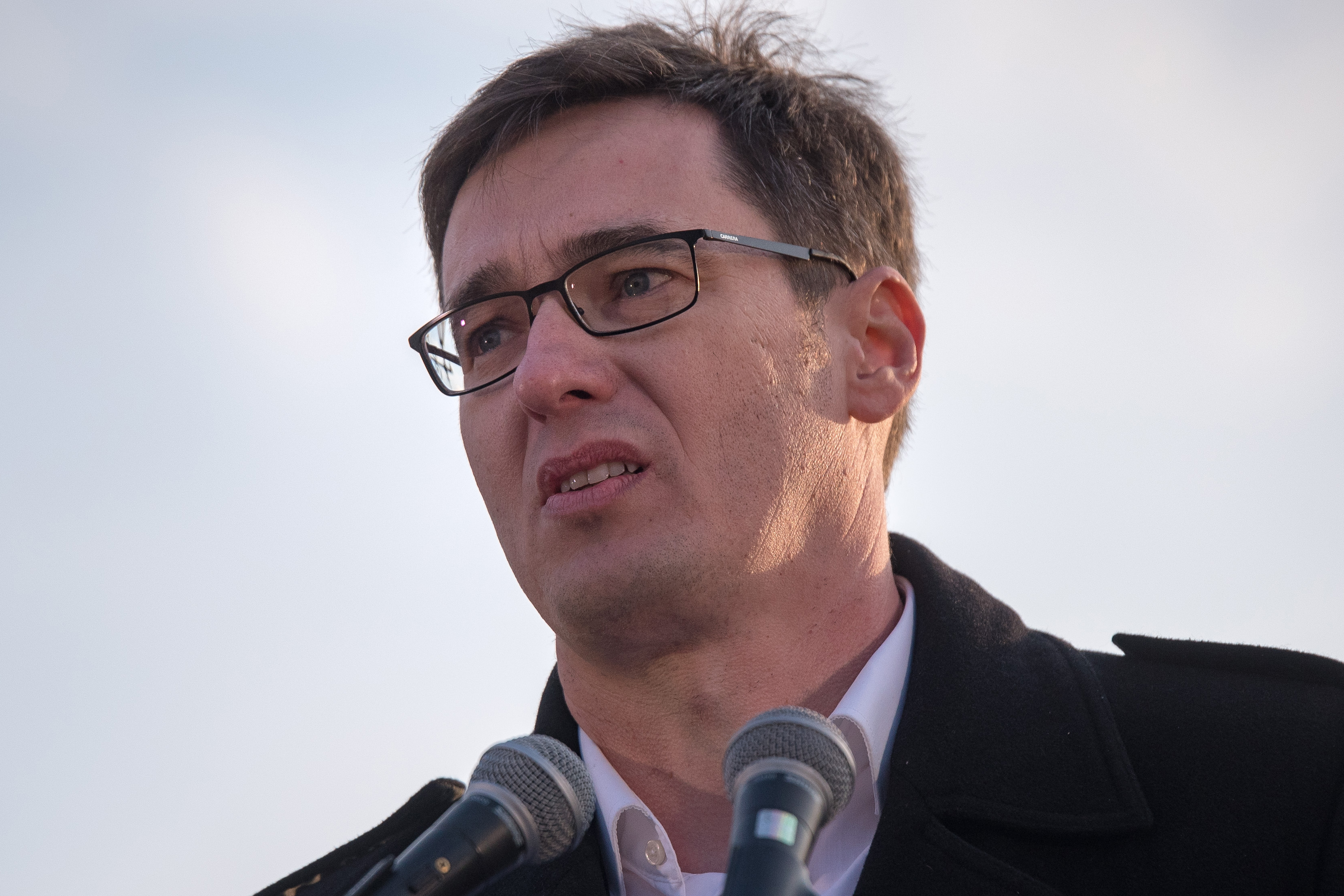 „Hálózatépítésben, pénzszerzésben, ellenállásban gondolkodik a főváros új vezetése” (Hangoló 2019.10.25.)