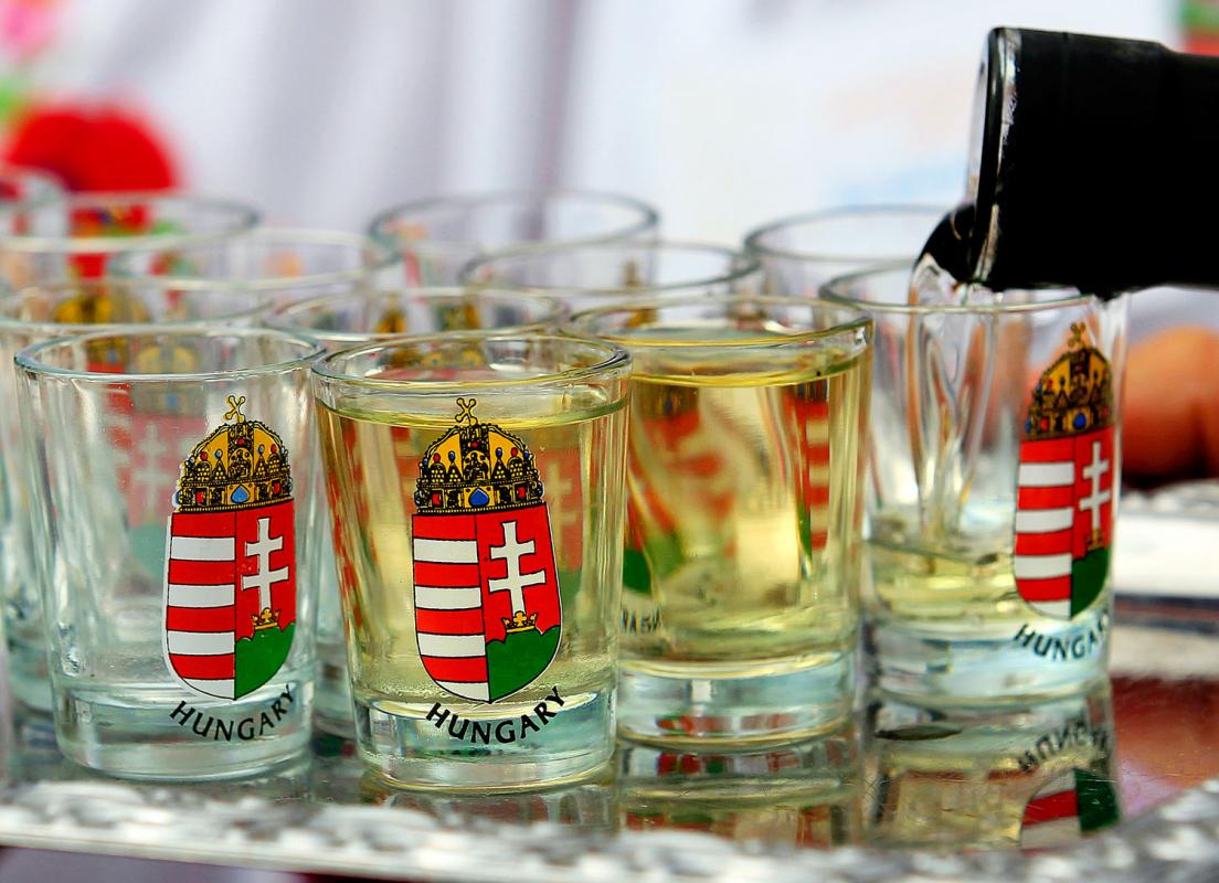 Segítségért kiált a pálinkaágazat (Hangoló 2020. 04. 30.)