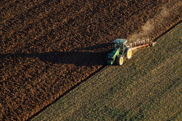 Tisztulnak a tulajdonviszonyok a földeken (Hangoló 2020.05.13.)
