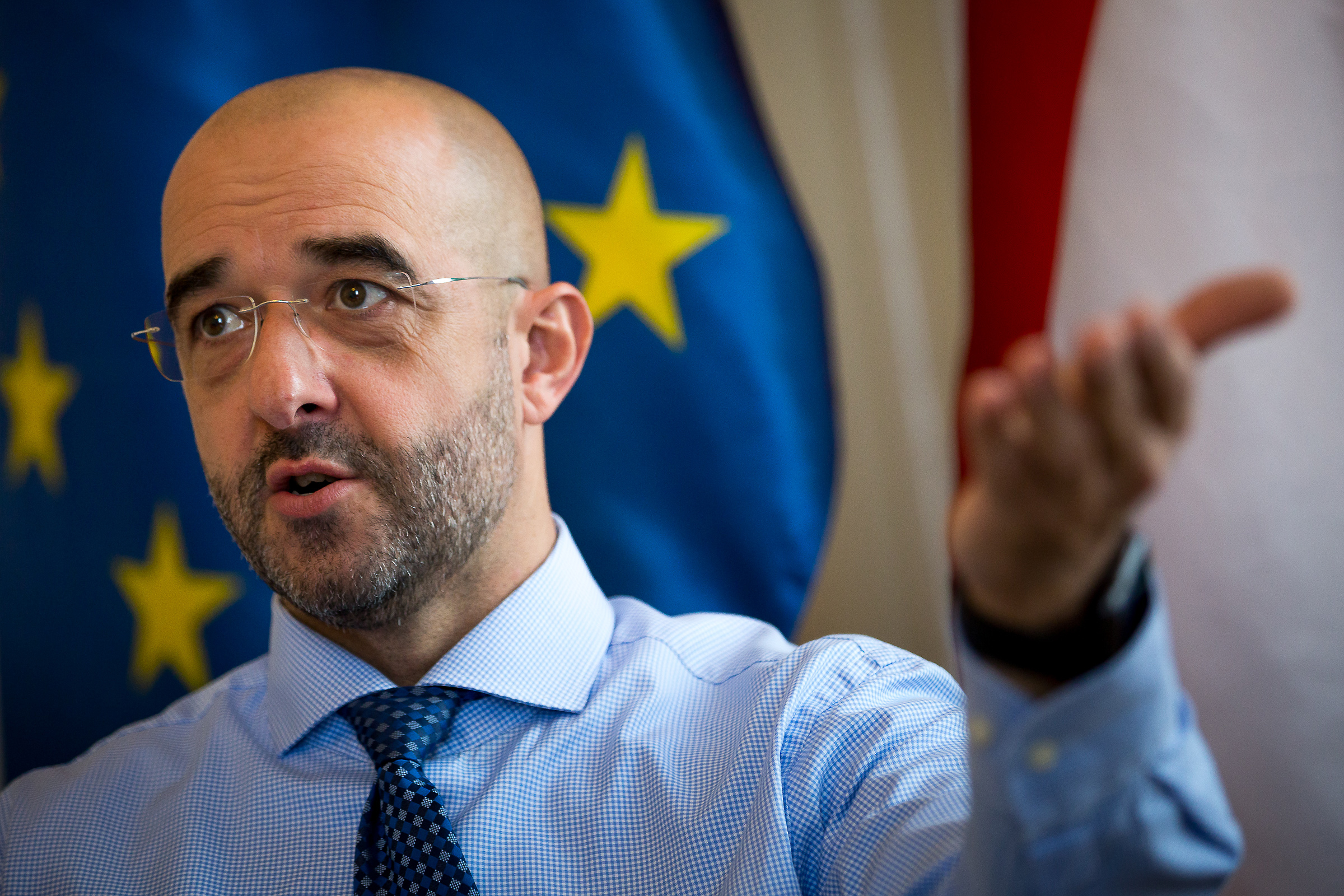 Nem enyhülnek a Magyarország elleni támadások! (Hangoló 2020.05.07.)