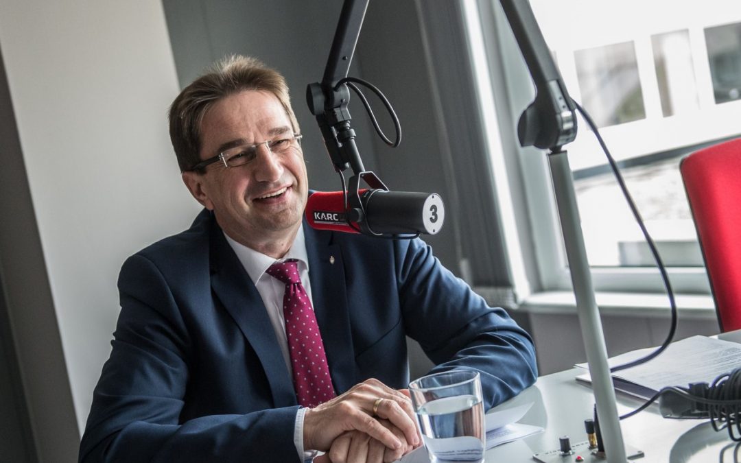 Ismét diktatúrát kiáltanak az ellenzék szélsőséges tagjai (Hangoló 2020. 06. 17.)