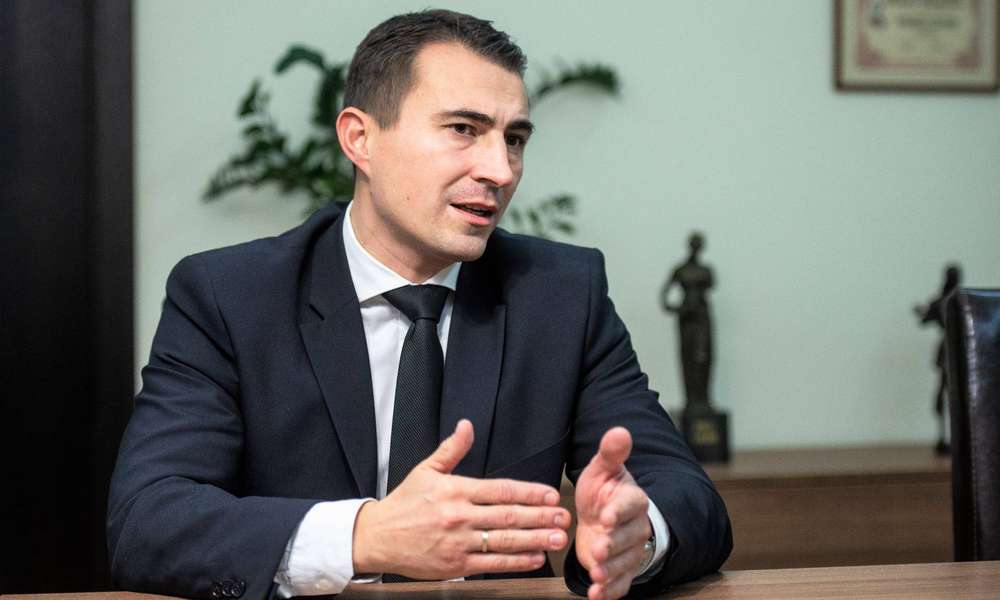 Politikai okokból maradhatnak el a fővárosi fejlesztések (Hangoló 2020. 06. 17.)