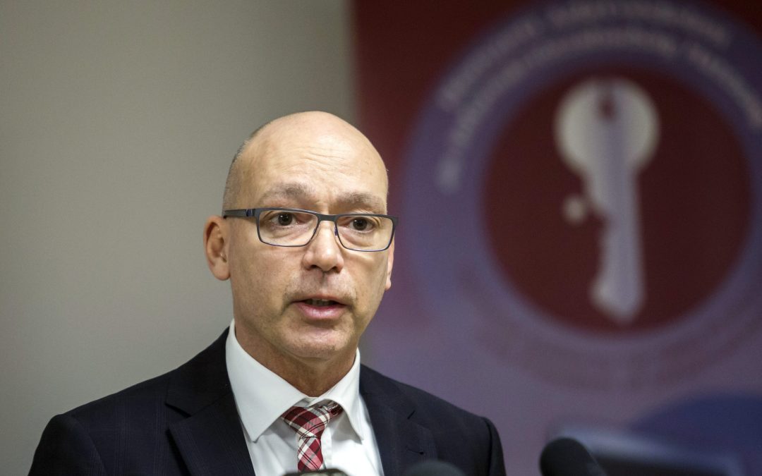 Mihez kezd a konzultációs ívekkel az ellenzék? (Hangoló 2020.07.06.)