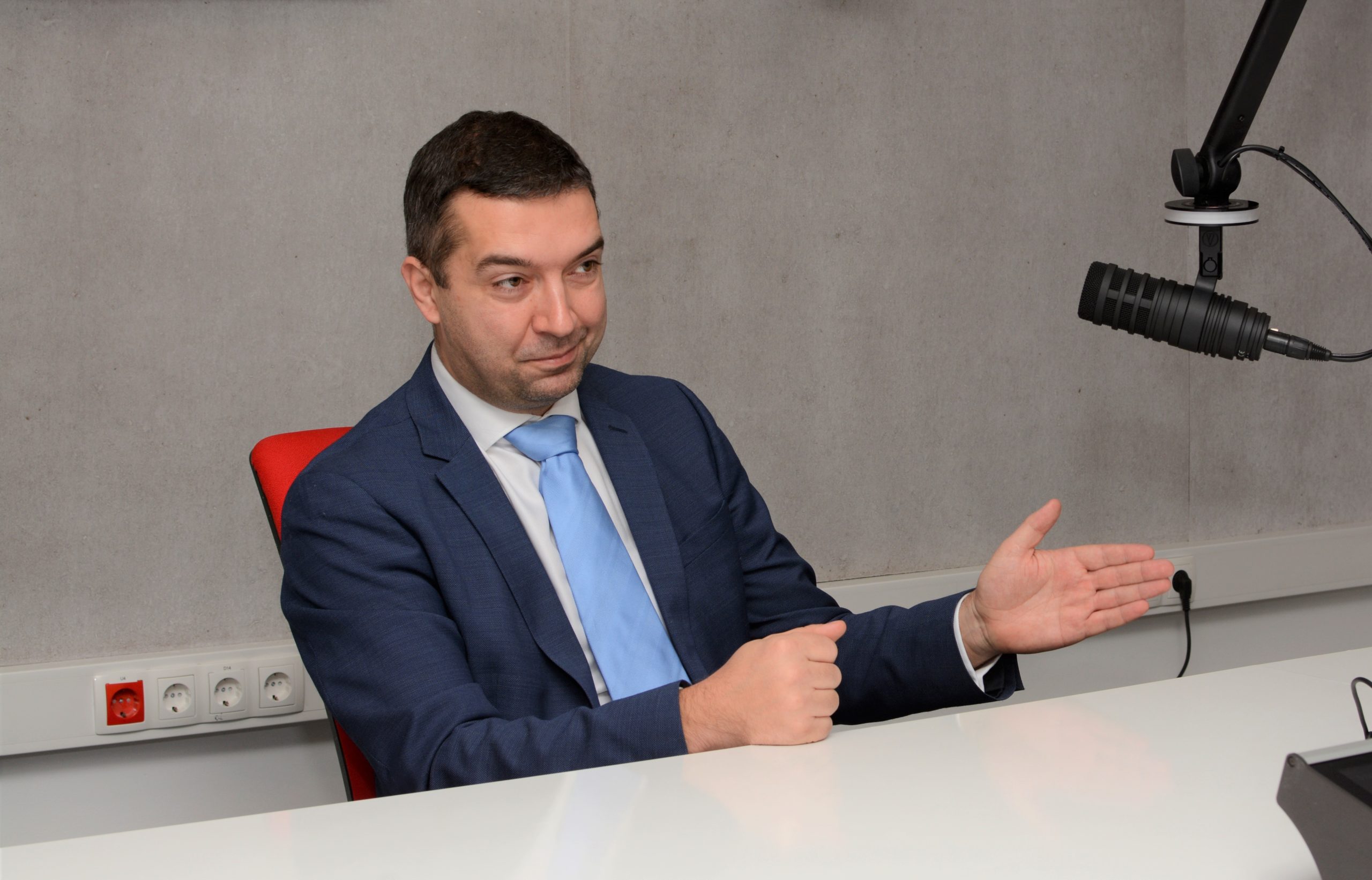 „A szekér megelőzte a lovat Brüsszelben” (HANGOLÓ 2021.12.15.)