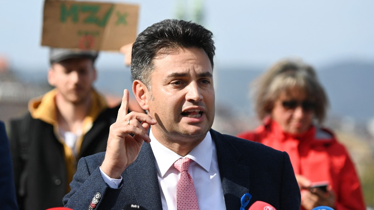 Nincs hitele a magyarok szemében a baloldal miniszterelnök-jelöltjének (Hangoló 2022. 02. 07.)