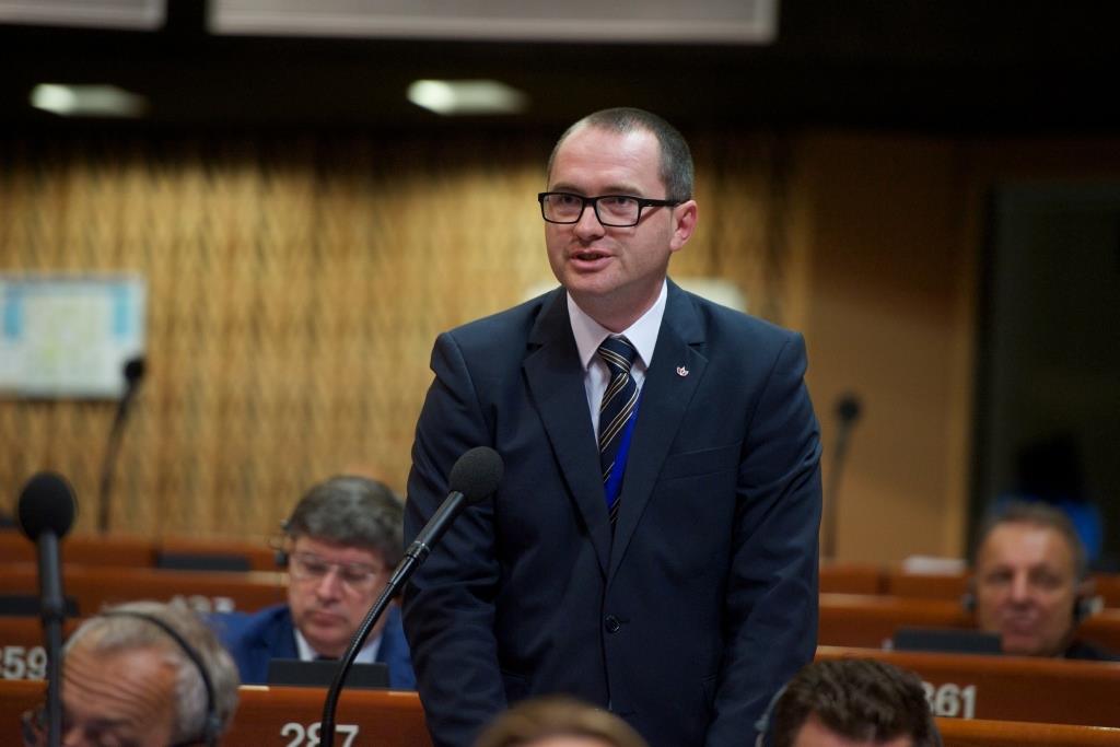 Ne a kameráknak és a vakuknak szóljon a magyarságpolitika! (Hangoló 2022. 02. 10.)