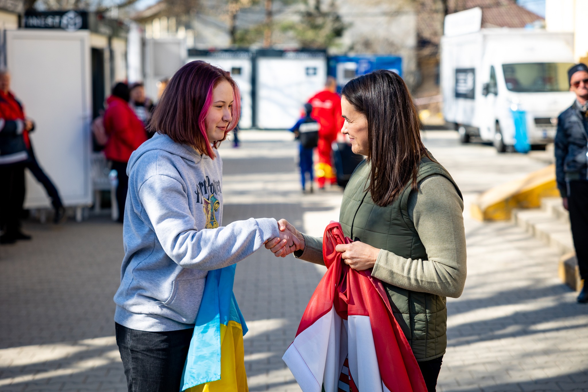 A keleti határoknál „dobog az ország szíve” (Hangoló 2022. 03. 24.)