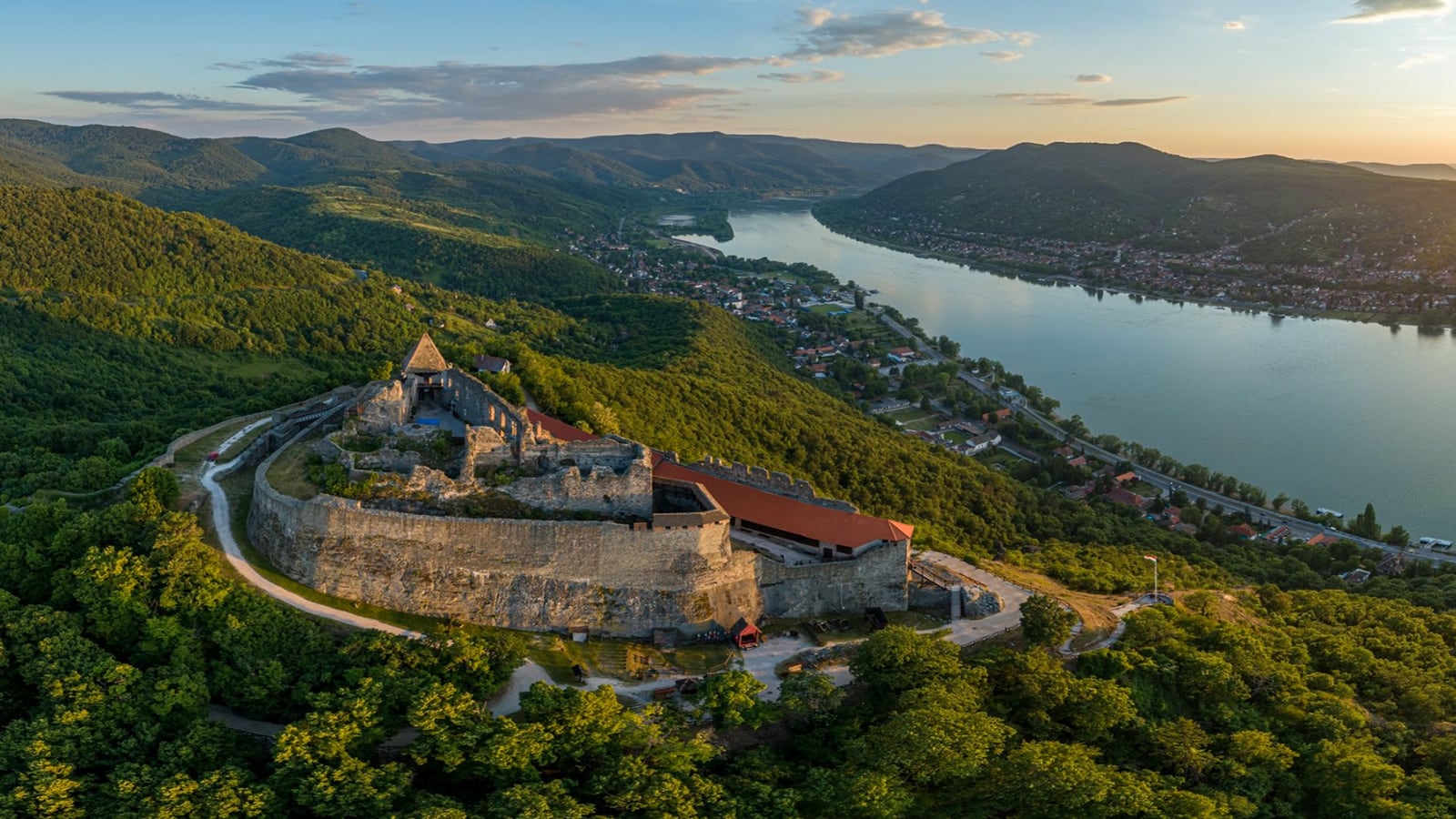 Vasárnap új fejezet nyílhat a Pilis-Dunakanyarban élők számára (Hangoló 2022. 03. 31.)