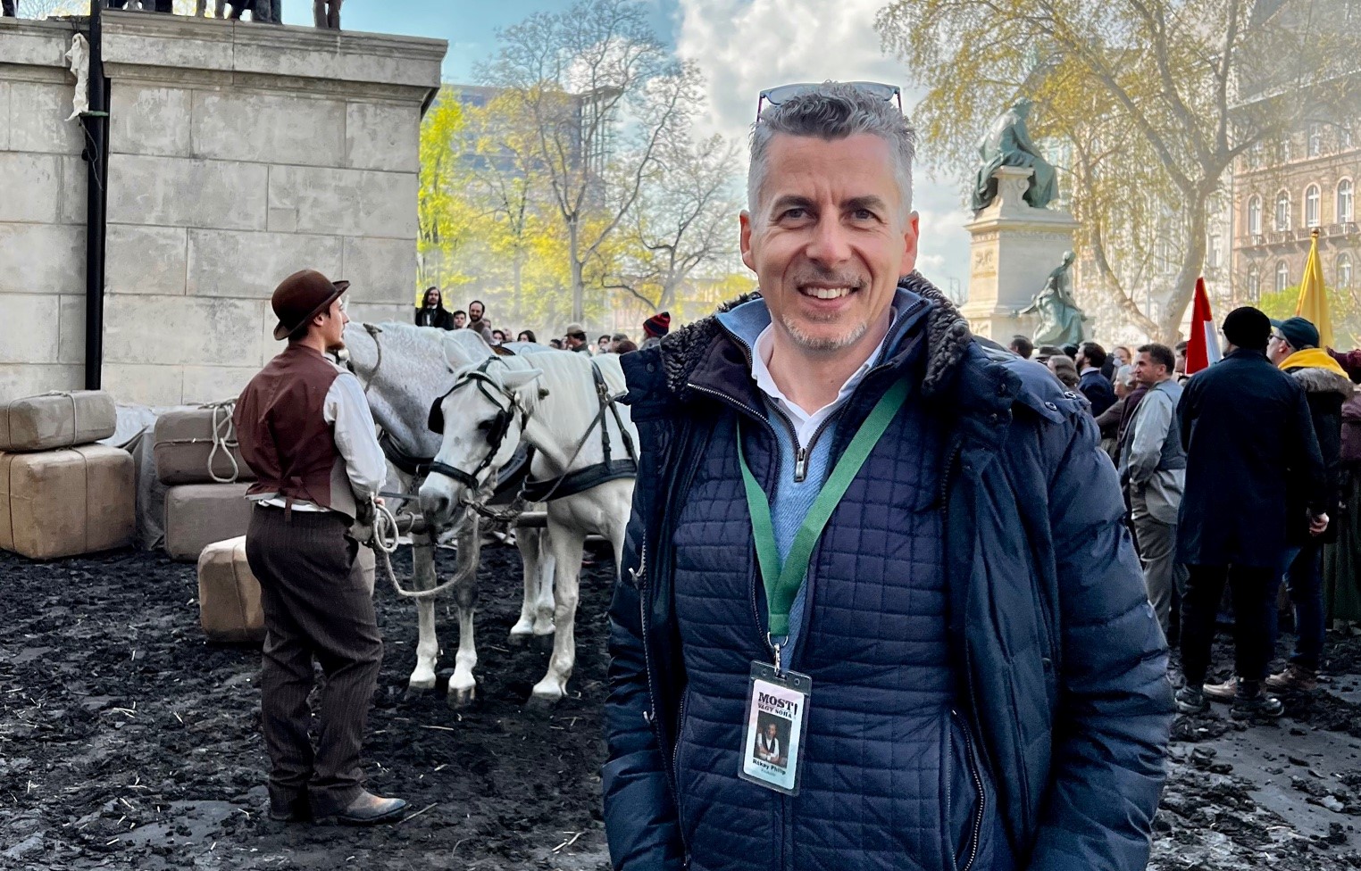 „Érzelemmel kell hozzányúlni a történelmi témákhoz” (Hangoló 2022. 06. 10.)