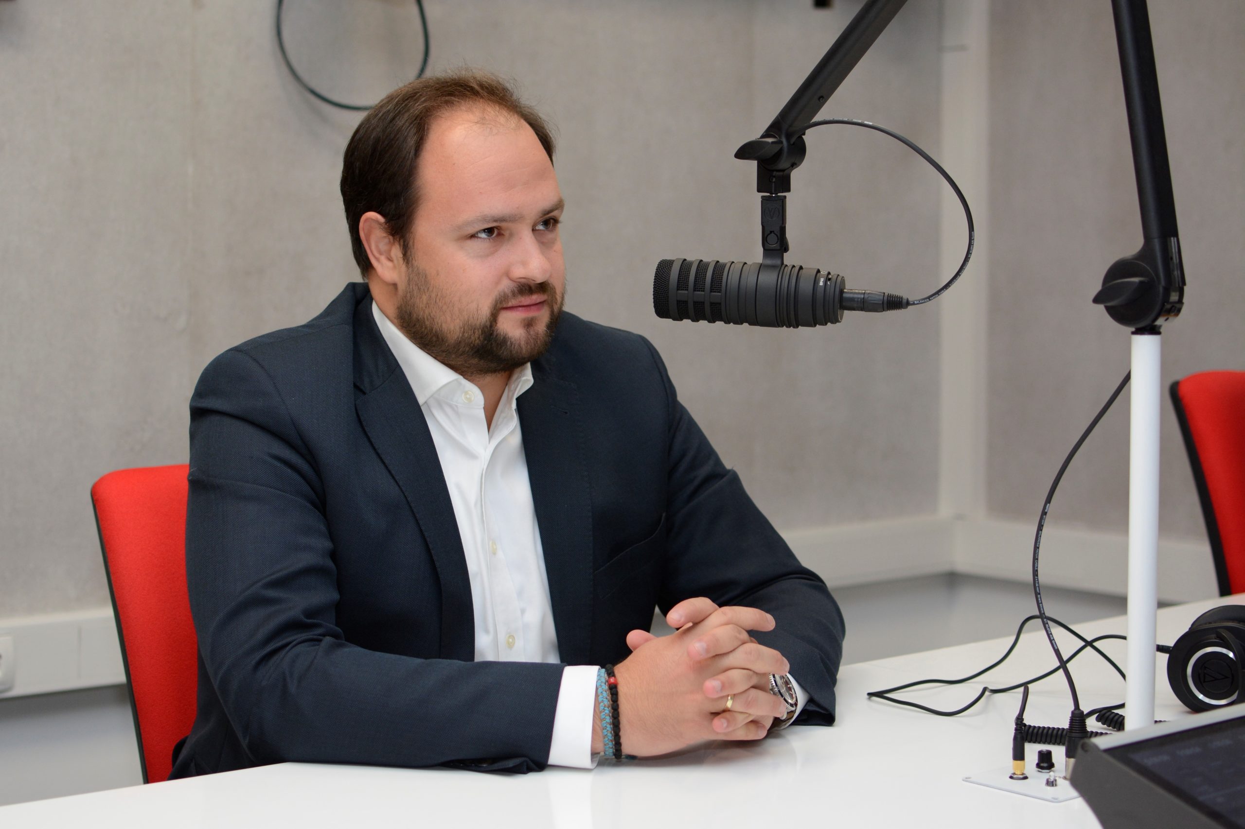 Nem mindenki örül a magyar modell sikerének (Hangoló 2022. 06. 15.)