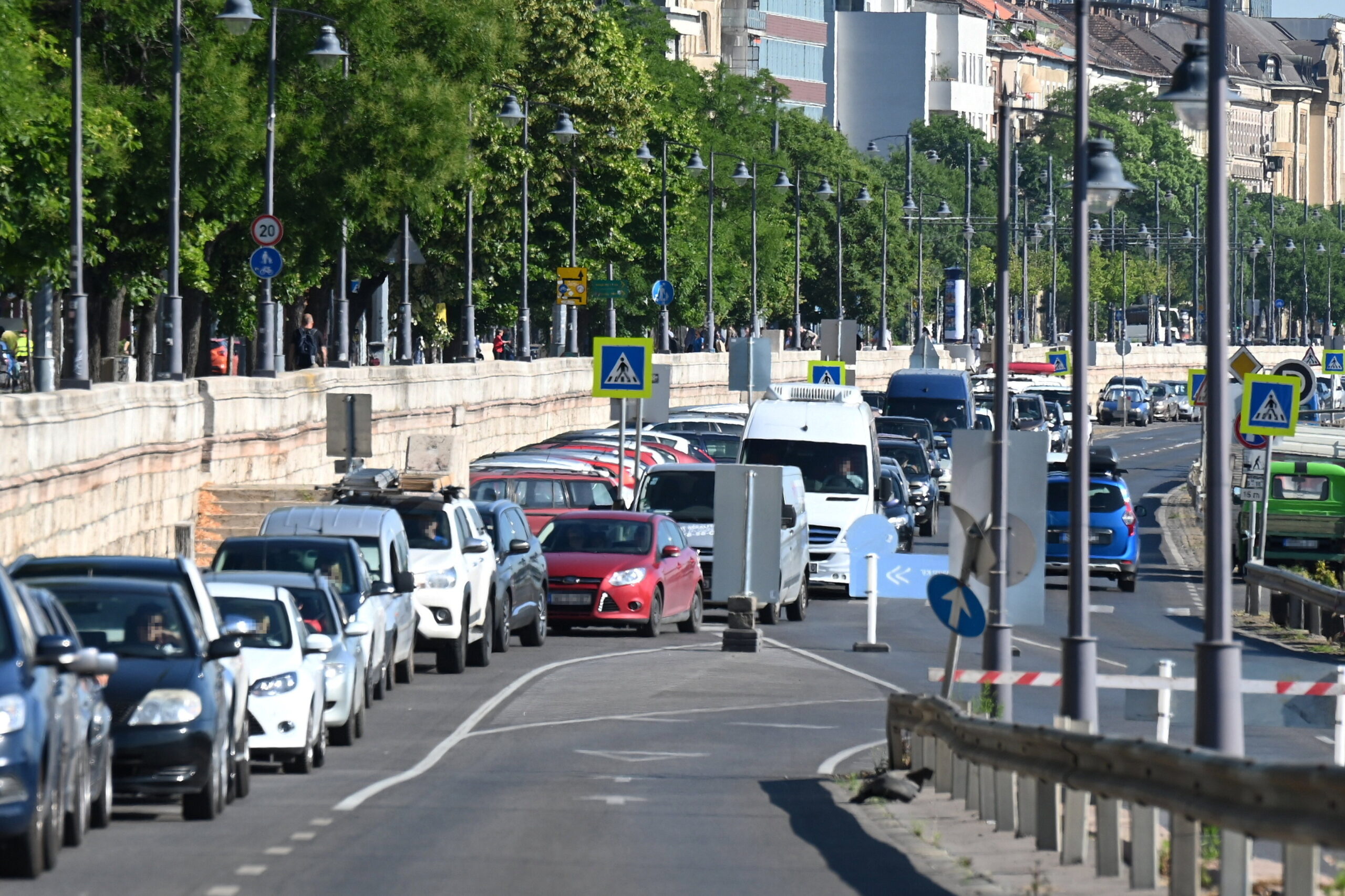 Egyre kilátástalanabb a közlekedési helyzet Budapesten (Hangoló 2022. 06. 21.)
