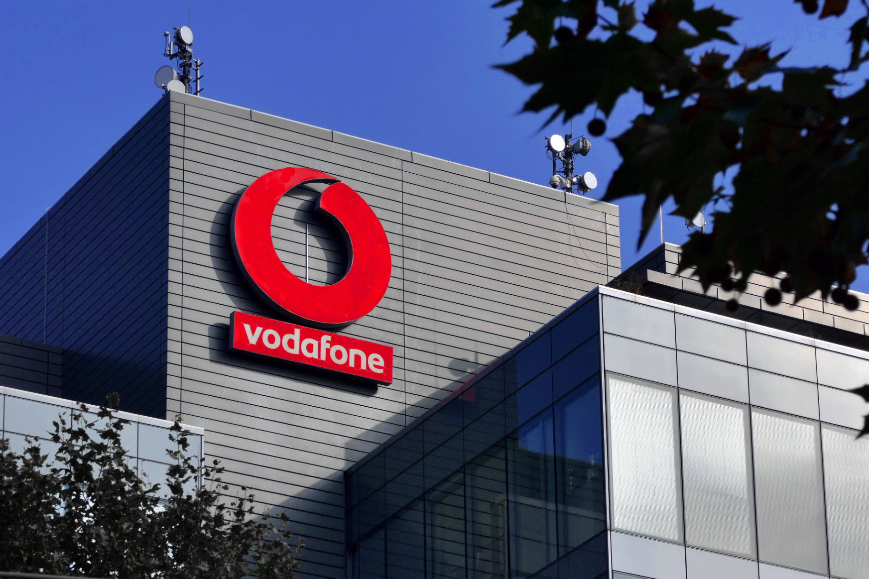 Vodafone: ma kiadás, holnap bevétel (Hangoló 2022. 08. 25.)