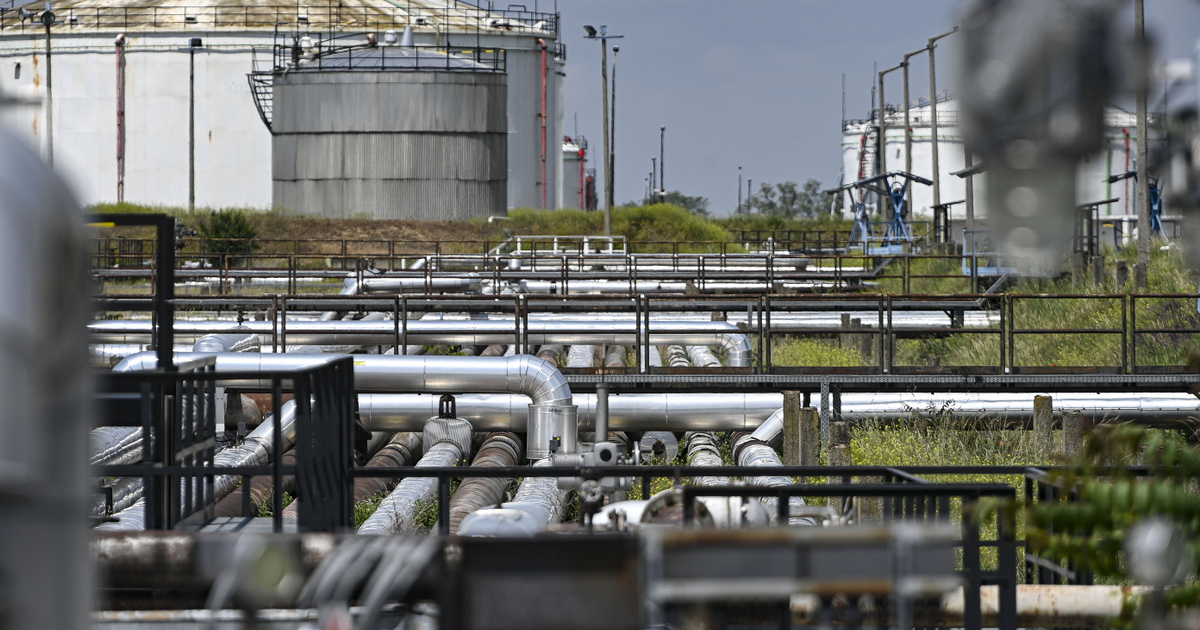 Százhalombatta: előre tervezett leállás, nem nyomásgyakorlás (Hangoló 2022.08.04.)