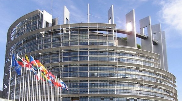 Cirkuszi mutatvány az Európai Parlamentben (Hangoló 2022. 09. 16.)