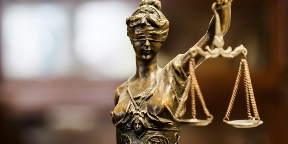 Újabb provokáció a magyar bírák látogatása az amerikai nagykövetségen (Hangoló 2022. 10. 31.)