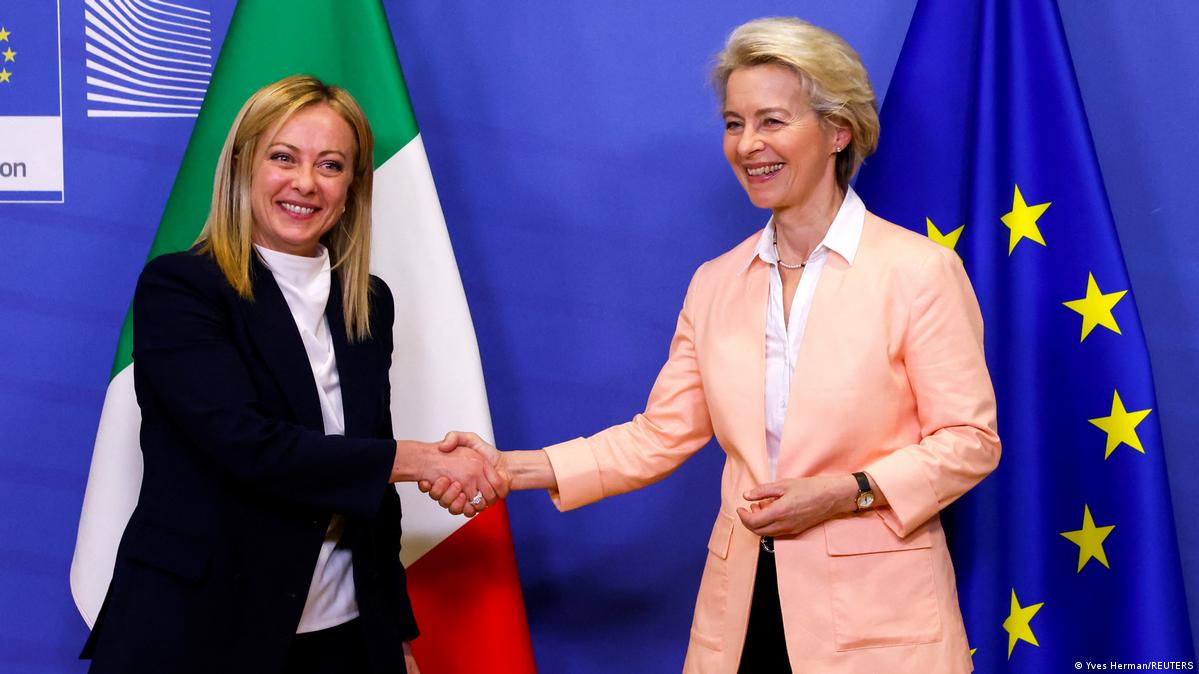 Rómába is gurultak Soros-dollárok (Hangoló 2022. 11. 04.)