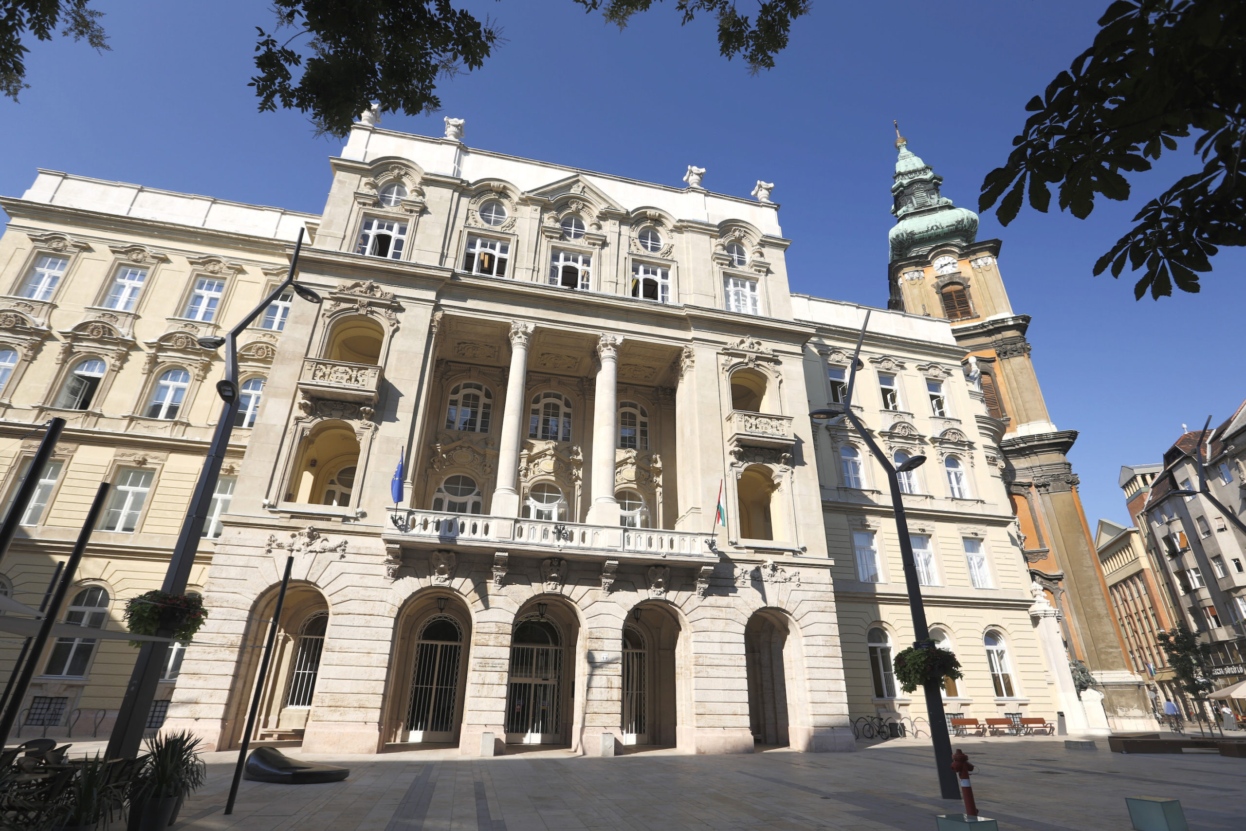 Háromszoros fizetésemelést kérnek az ELTE dolgozói (Hangoló 2023.01.20.)