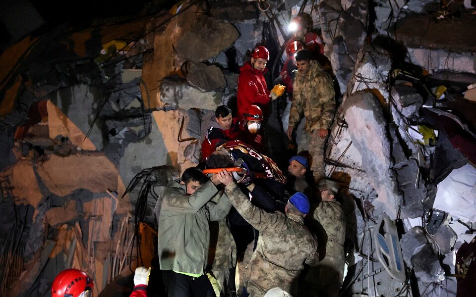 Versenyfutás az idővel Törökországban (Hangoló 2023. 02. 07.)