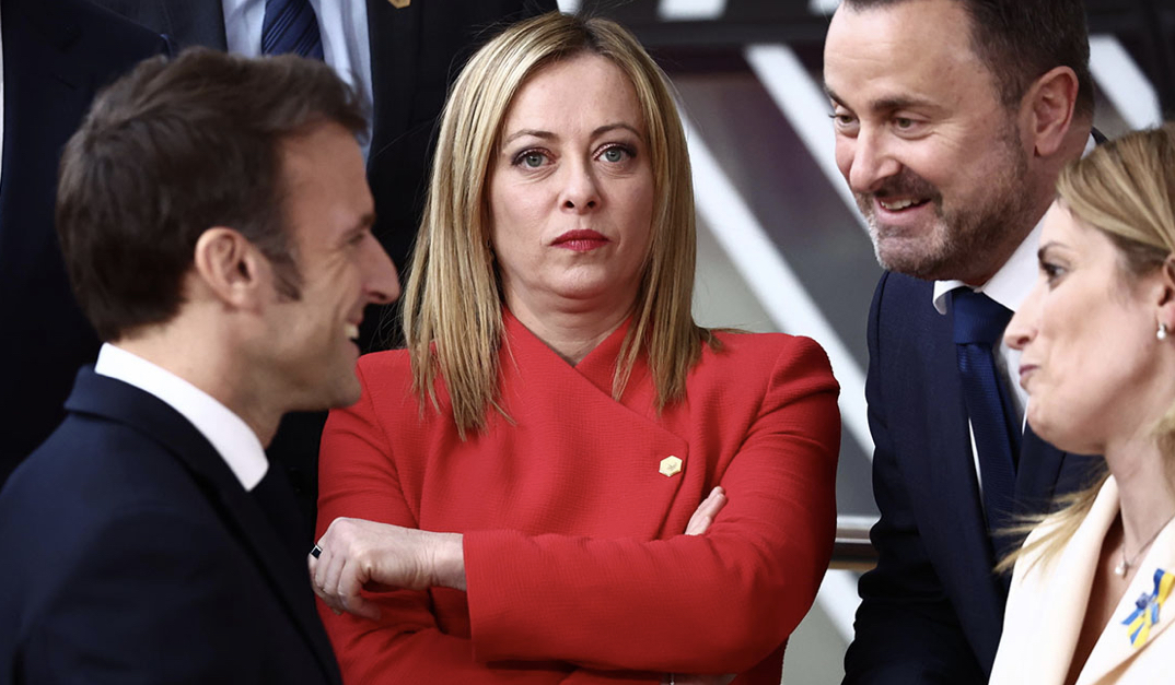 Fegyverekért cserébe olasz pénzügyi béke? (Hangoló 2023. 02. 23.)