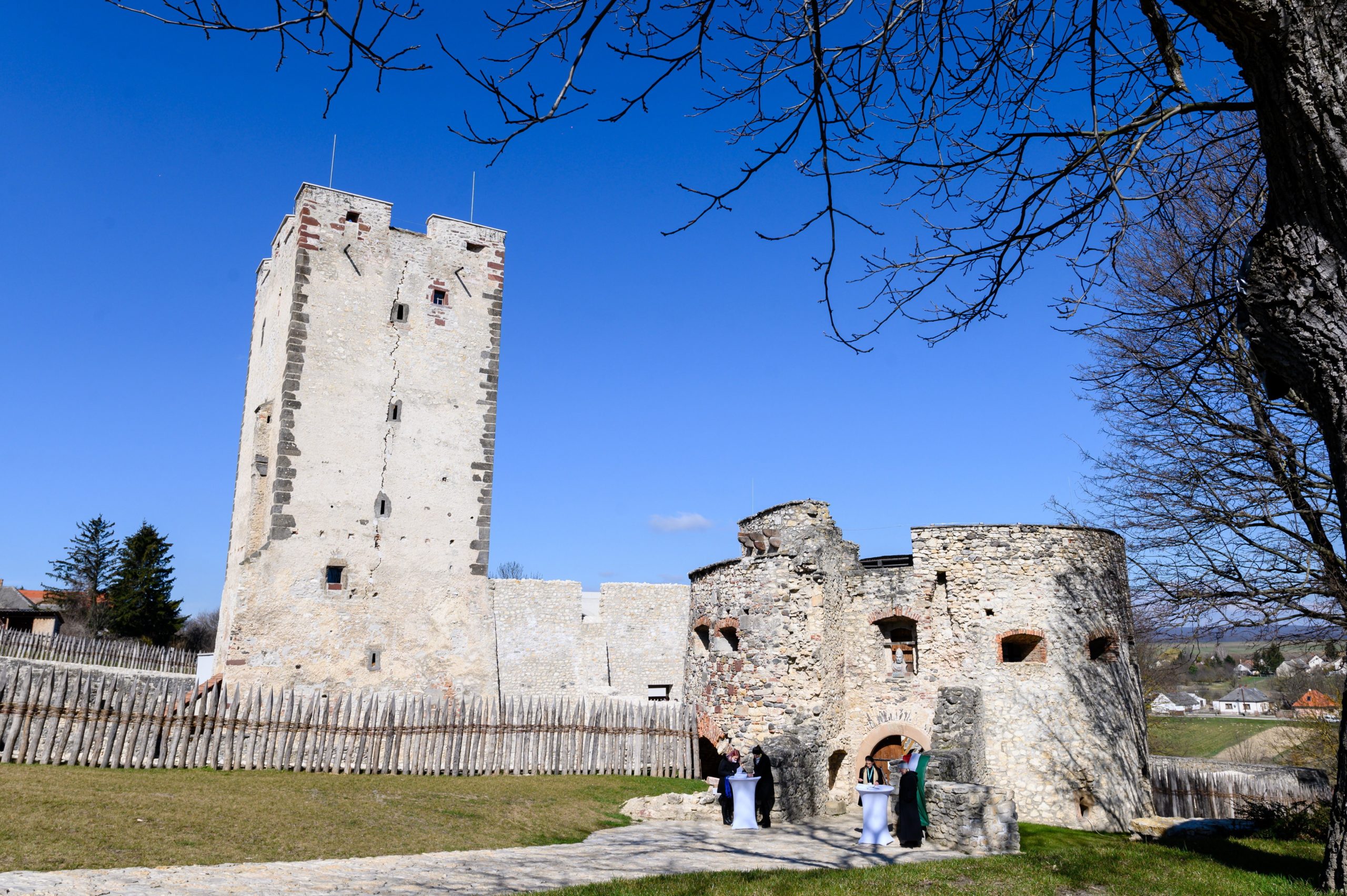 Megújult a Kinizsi-vár Nagyvázsonyban (Hangoló 2023. 03. 17.)